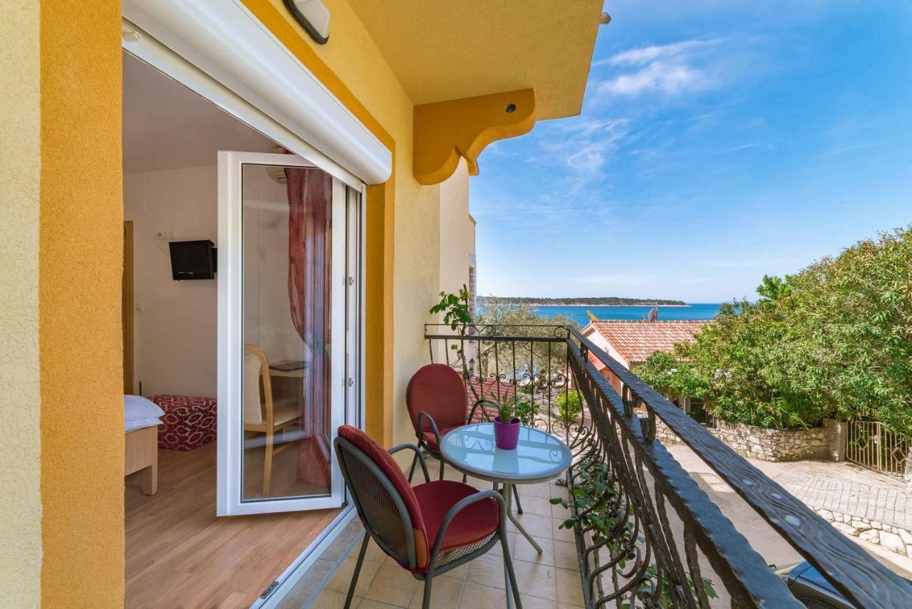 Captain'S Club Banjol Εξωτερικό φωτογραφία